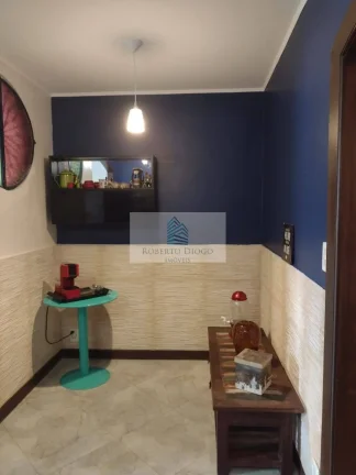 Imagem Imperdível: Casa à venda no Rio de Janeiro-RJ, 4 quartos, 1 suíte, 1 sala, 4 banheiros, 1 vaga de garagem, 164m² - Bairro Pechincha!