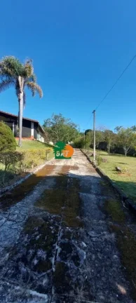 Imagem Chácara para Venda em São Roque, Pavão (canguera), 4 dormitórios, 1 suíte, 1 banheiro