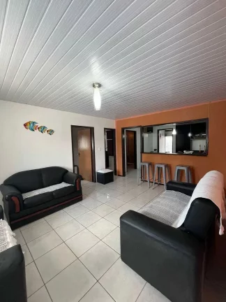 Imagem Casa com 3 dormitórios e 3 vagas de garagem - Ubatuba | São Francisco do Sul/SC