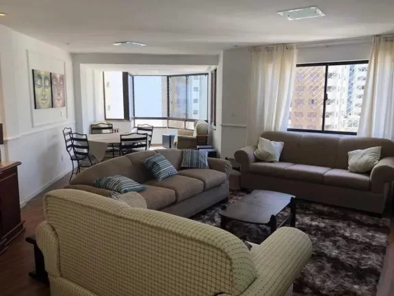 Imagem Cobertura duplex com 4 dormitórios sendo 1 suíte e 2 vagas de garagem em Balneário Camboriú/SC