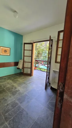 Imagem POUSADA A VENDA, COM 14 SUÍTES, 2 COZINHAS, SALÃO AMPLO PARA ALMOÇO OU CAFÉ DA MANHÃ , COM ESTACIONAMENTO GRANDE E PISCINA.