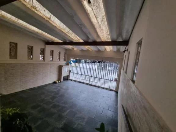 Imagem Sobrado à Venda com 3 dormitórios, 1 suíte, 2 vagas, com 190m², Jd Ocara em Santo André