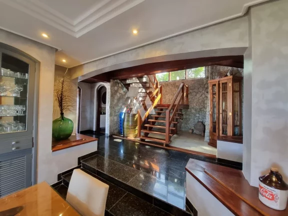 Imagem Casa alto padrão - Morro Santa Terezinha