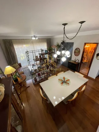 Imagem Casa Sobrado 3 quartos (1 suíte), 4 vagas, Jardim das Colinas - Sjc.
