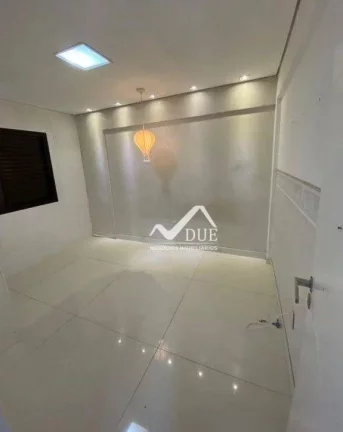 Imagem Apartamento com 2 dormitórios à venda, 91 m² por R$ 540.000,00 - Marapé - Santos/SP