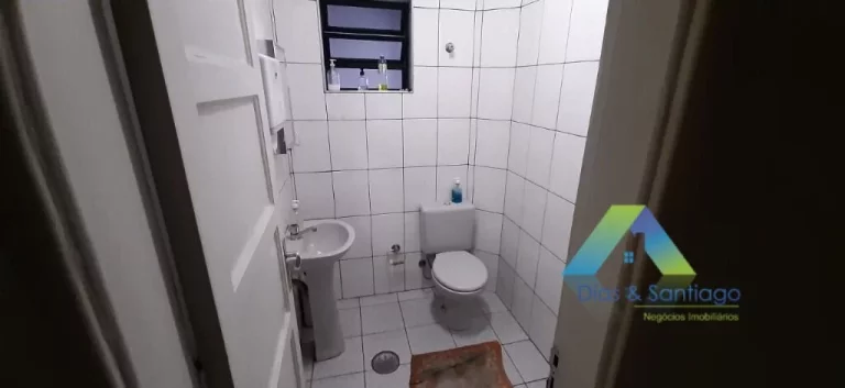 Imagem PLANALTO PAULISTA A POUCOS MINUTOS DA ESTAÇÃO DO METRO SÃO JUDAS, Casa comercial 300 metros, 2 vagas ótima localização e valor !!!!