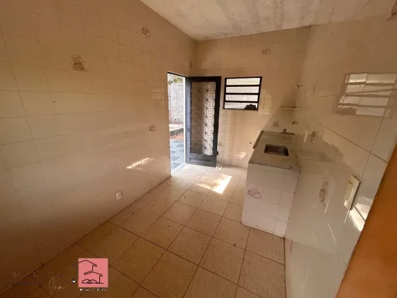 Imagem Sítio à Venda - Refúgio de Paz e Natureza com Documentação Regularizada