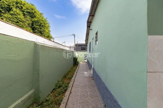 Imagem Casa Vila Santa Catarina - 192M², 2 Dorms, 2 Banheiros, 2 Vagas, Lavanderia, Quintal.