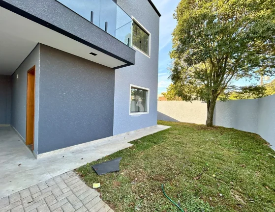 Imagem Sobrado com 3 quartos 1 suíte a venda em Araucaria - Perto do Centro