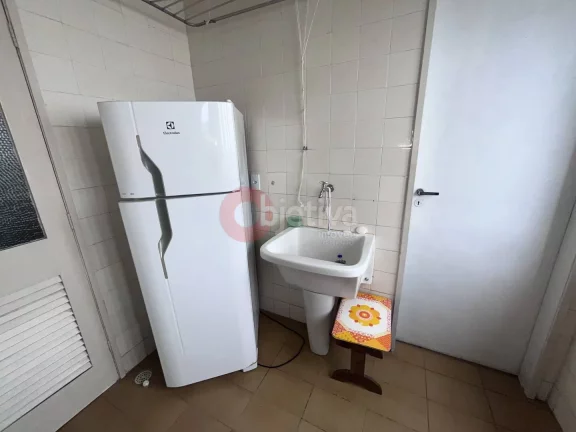 Imagem Apartamento linear, 3 quartos, próximo à Praia do Forte, Cabo Frio - RJ
