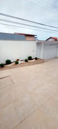 Imagem LINDO SOBRADO PERTINHO DA PRAIA 4 SUITES COM PISCINA