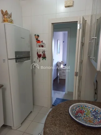 Imagem Amplo apartamento com 95m², com 3 quartos, sendo 1 suíte, todos com planejados de alta qualidade. ...