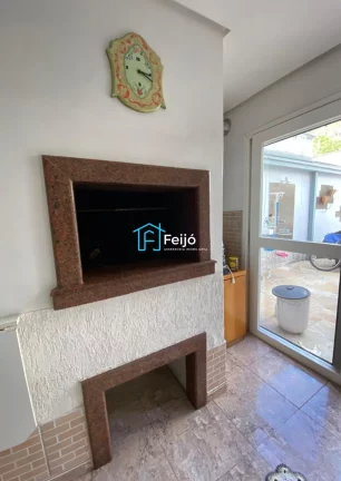 Imagem Casa 5 dormitórios com 2 suítes, com piscina, churrasqueira no bairro Partenon/Jardim Botânico