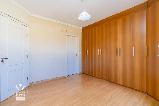 Imagem Sobrado de ESQUINA com ÁREA GOURMET com 3 quartos, 1 Suíte, 1 Demi-Suite, Área Gourmet à venda, 220 m² por R$ 899.900 - Portão - Curitiba/PR