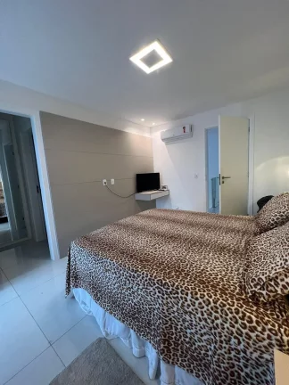 Imagem Casa com 4 Quartos para Alugar, 350 m² em Barra Da Tijuca - Rio De Janeiro