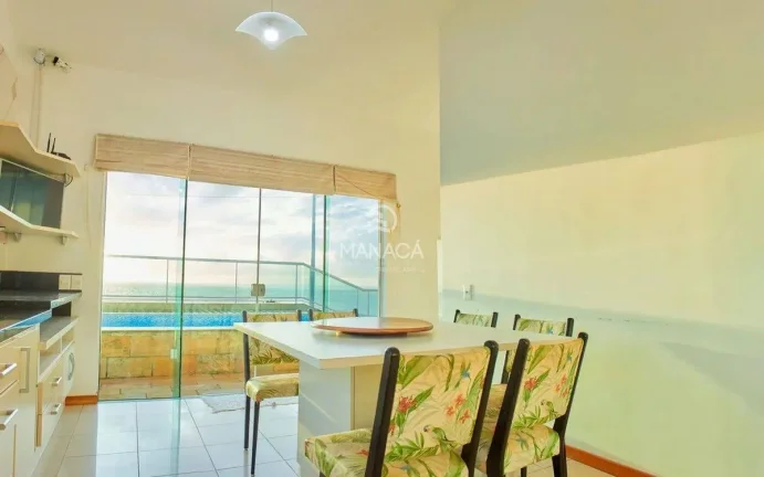Imagem Casa alto padrão, beira mar, com 340m², 5 quartos com suíte em Balneário Piçarras - SC