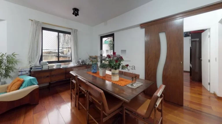 Imagem Apartamento na Rua Rosa e Silva com 3 quartos sendo 1 suíte e 1 vaga, 98m²