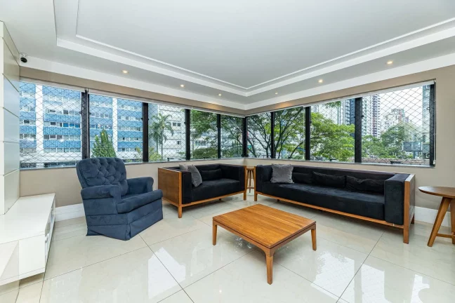 APARTAMENTO 3 QUARTOS NO BATEL 180,31m²