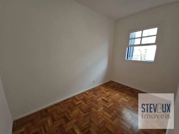 Imagem Casa de Vila reformada e muito ensolarada na Vila Olímpia