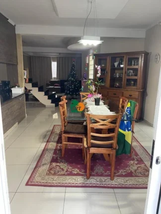 Imagem Casa em Condomínio para Venda em São Roque, Taipas De Pedra, 6 dormitórios, 2 suítes, 4 banheiros, 6 vagas