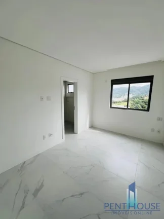 Imagem Apartamento Zona Central para Venda em Balneário Camboriú, PIONEIROS, 4 dormitórios, 4 suítes, 5 banheiros, 3 vagas