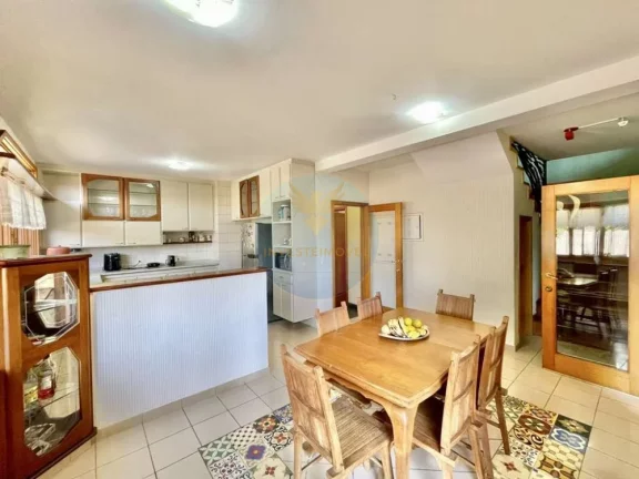 Imagem Casa em Condomínio a Venda no bairro Palos Verdes - Carapicuíba, SP