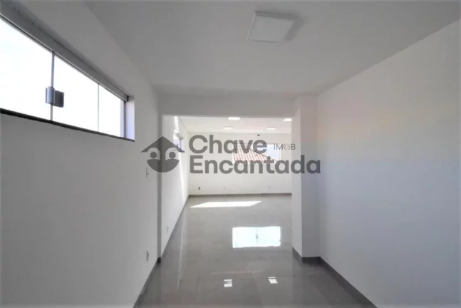 Imagem Salao Comercial com 8 salas em localizacao privilegiada