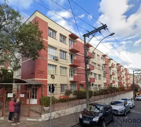 Imagem Amplo Apartamento de 2 Dormitórios com Sacada no Centro de Santa Maria