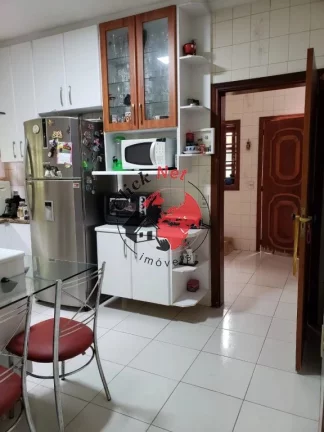 Imagem Sobrado com 3 dormitórios e 4 vagas à Venda no bairro Santa Terezinha, São Bernardo do Campo