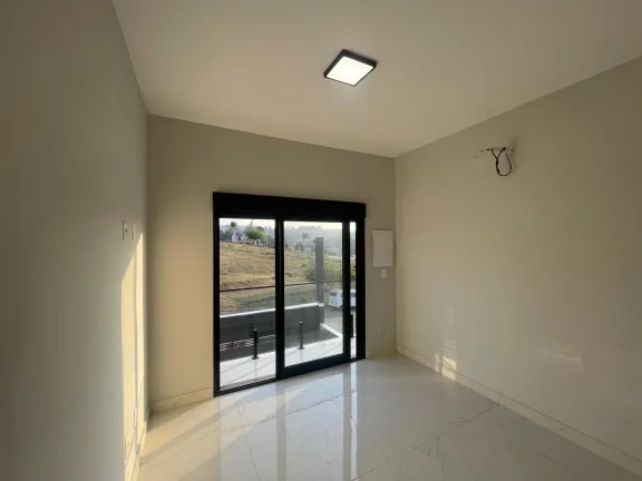 Imagem Casa com 3 Suítes e Piscina no Nova Jaguari
