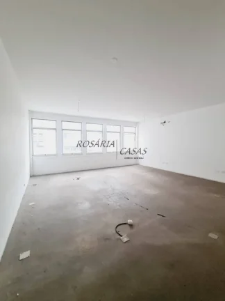 Imagem FRADIQUE SOBRELOJA 200m2