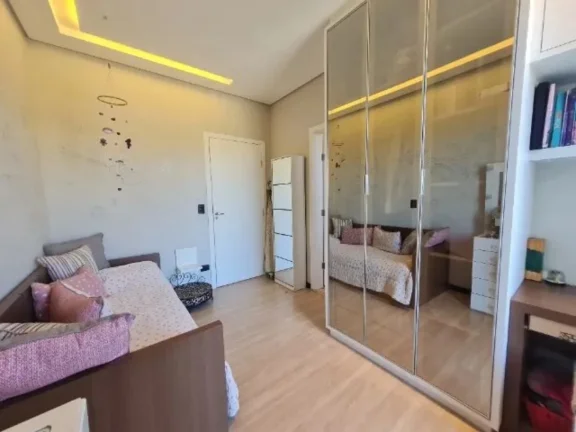 Imagem Espetacular Casa em Condomínio à Venda em Sorocaba-SP, na Vila Haro: 3 quartos, 3 suítes, 3 salas, 4 banheiros, 5 vagas, 226m².