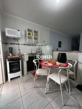 Imagem Barracão + 2 apartamentos à venda, por R$ 545.000 - Jd Paulista - Rio Claro/SP
