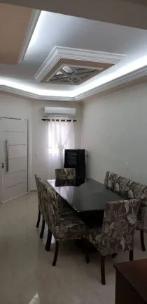 Imagem Casa à venda - Área útil 130 m2 - 2 dormitórios sendo 1 suíte - 2 vagas - Jardim Marambaia - Jundiaí