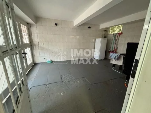 Imagem Luxuosa Casa na Asa Sul: 6 Dormitórios e 4 Suítes à Venda na W3 - 709 sul
