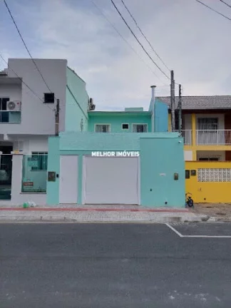Imagem Casa Sobrado à Venda Semi Mobiliada com 02 Suítes Localizada no Centro de Balneário Camboriú - SC