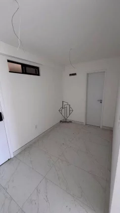Imagem Apartamento à 200m com vista Mar no bairro de Miramar - AP2713