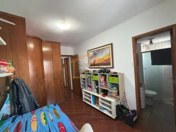 Imagem Apartamento de 144m², 4 dormitórios, sendo 4 suítes, hall privativo e excelente iluminação natu...