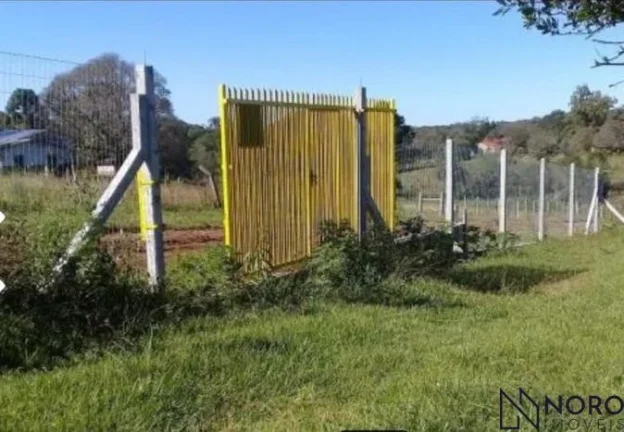 Imagem Terreno todo cercado