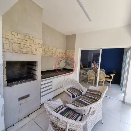 Imagem ESCRITURA DEFINITIVA, CASA SOBRADO DENTRO DE CONDOMINIO, COM 3 SUITES, SALA, AREA GOURMET E PISCINA