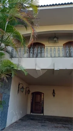 Imagem Sobrado à venda ou para alugar com 5 quartos, sendo 1 suíte, em Alto de Pinheiros, São Paulo - SP