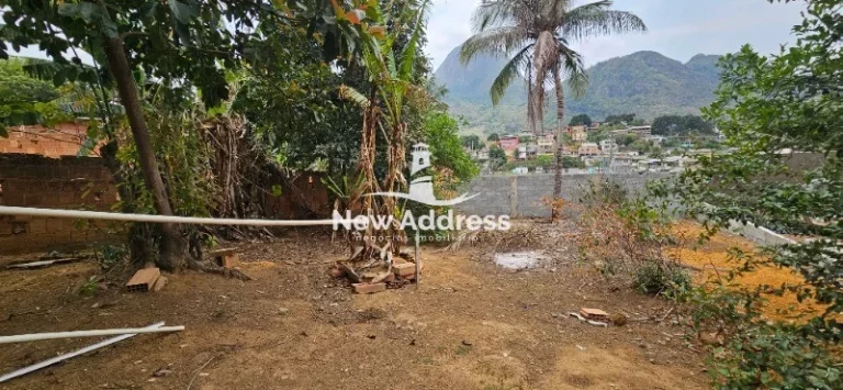 Imagem Terreno de 300m² à Venda em Novo Brasil, Cariacica