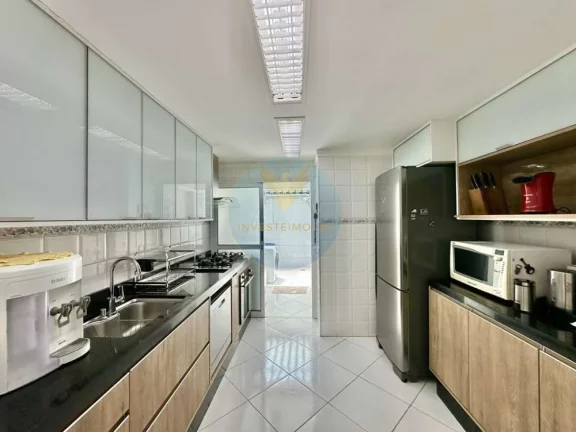 Imagem Casa em Condomínio a Venda no bairro Granja Viana - Cotia, SP