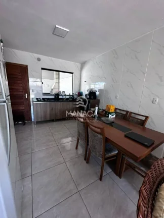 Imagem Casa com Piscina na Primeira Quadra, Barra Velha!