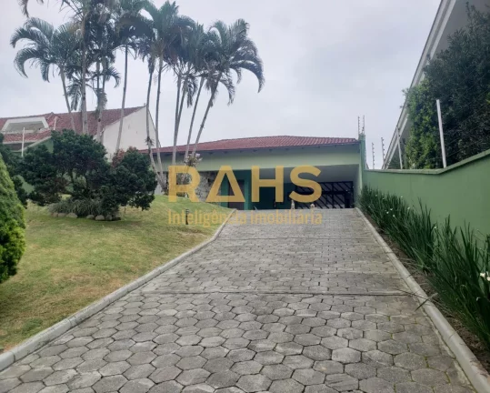 Imagem Linda casa no bairro Santo AntÃ´nio, com 3 dormitÃ³rios sendo 1 suÃ­te master com closet e hidro. CÃ...