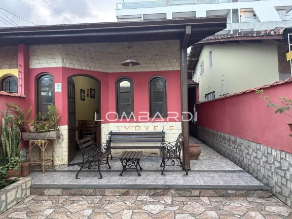 Casa á venda no Itaguá