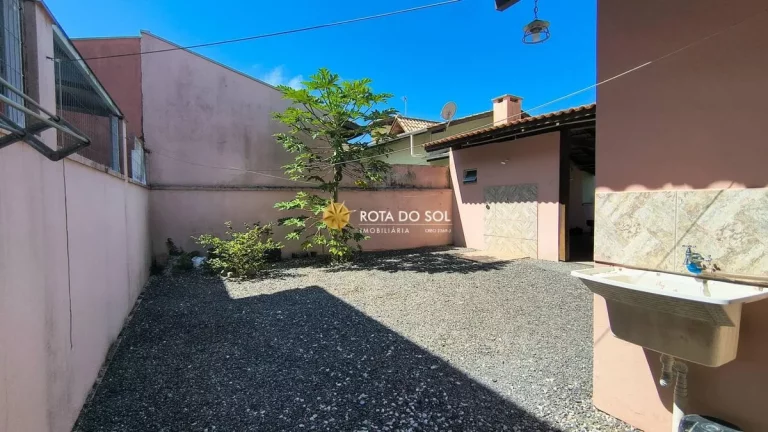 Imagem Casa de praia à venda Bombinhas SC