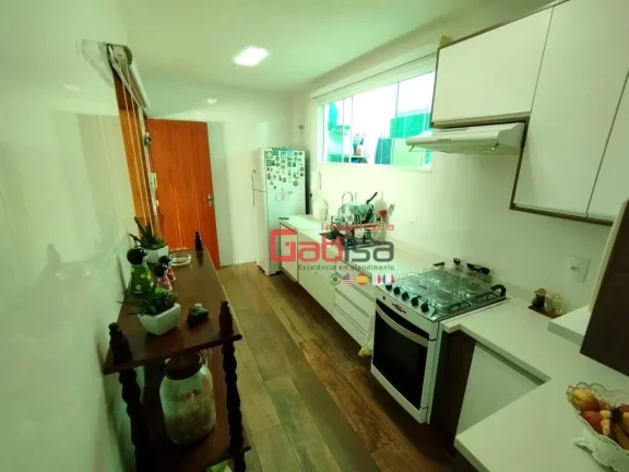 Imagem Apartamento com 3 dormitórios à venda, 100 m² por R$ 480.000 - Nova São Pedro - São Pedro da Aldeia/RJ
