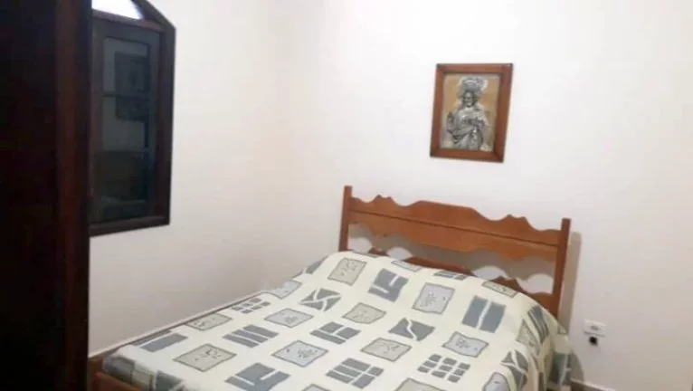 Imagem CASA LADO PRAIA - TODA REFORMADA - 3 DORMITORIOS S/UMA SUITE