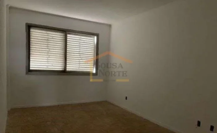 Imagem Apartamento 286m², 4 dormitórios, sendo 2 suites, closet, ampla sala de estar e jantar, lavabo, co...